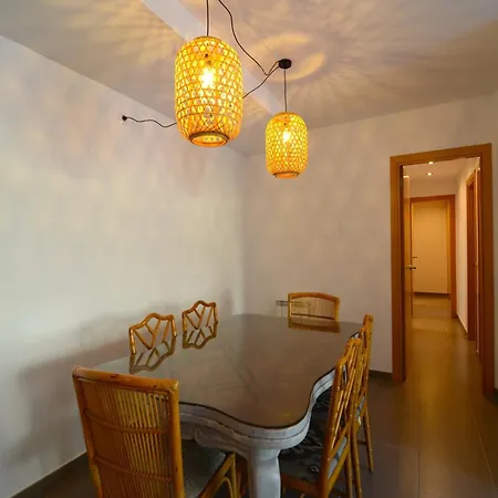 Platja 32 Apartment